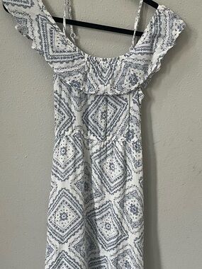 Off-Shoulder White Midi Dress with Blue Geometric Print